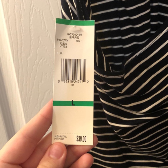 NWT Halter top - Picture 3 of 3